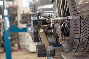 Tire alignment